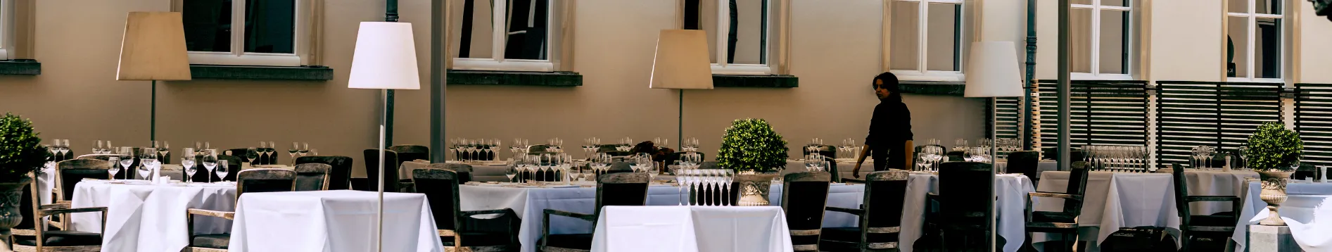 Terras Restaurant Karel 5